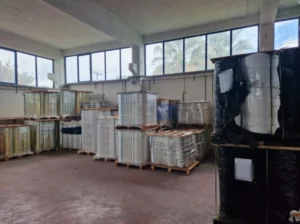 Разбиена криминална организација во Грција за нелегално производство и трговија со тутунски производи