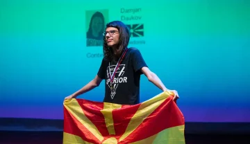 МАКЕДОНИЈА МОЖЕ ДА СЕ ГОРДЕЕ: Дамјан Давков го освои златото на Европската математичка олимпијада