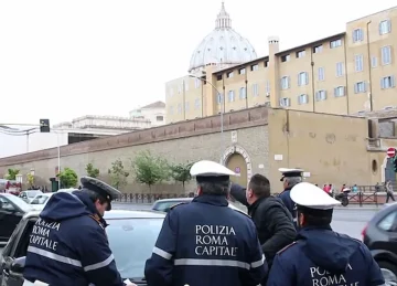 ЗАПЛЕНЕТИ 1,4 ТОНИ ДРОГА И 384 ЛИЦА УАПСЕНИ: Масовна акција на италијанската полиција против илегалната трговија