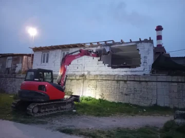 (ФОТО) Стефковски: Нема компромис со Законот, урната уште една дивоградба