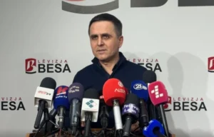 Движење Беса го распушти Централното претседателство – се трасира патот за спојување во една партија „Вреди“