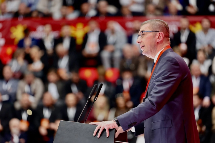 Состанок со „АКСА“ на 12 јануари и камен-темелник на есен за инвестицијата од една милијарда евра во гасификација, најавува Мицкоски