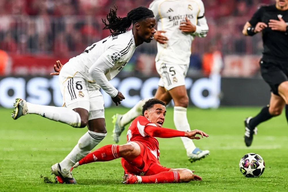 Весли Снајдер: Не е крив судијата, Камавинга е идиот!