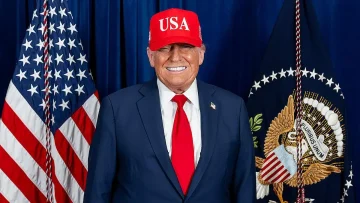 ТРАМП ПРЕД МАУНТ РАШМОР: Ќе останеме силна и слободна нација