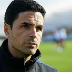 Фердинанд испрати брутална порака до Артета пред дуелот со Сити: Ако го направат ова, ги очекува катастрофа