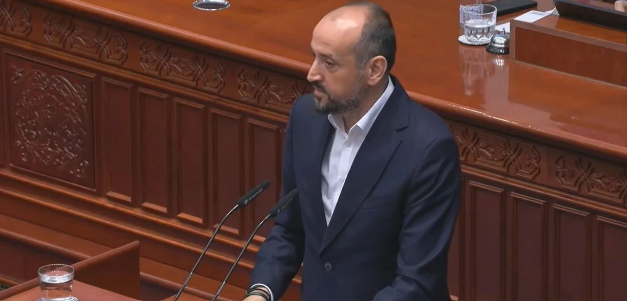 (Видео) Битиќи: 11 милијарди евра нов долг, ја туркате државата во провалија со задолжувањето