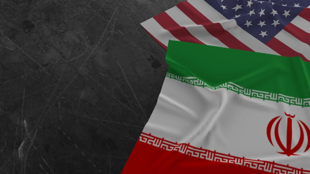 Трамп најави удари врз инфраструктурата, Иран возвраќа со закана за енергетски и телекомуникациски цели