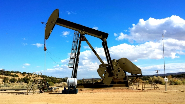 Суровата нафта Брент го надмина прагот од 117 долари за барел, достигнувајќи го највисокото ниво од април
