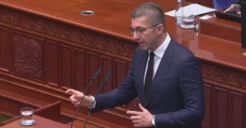 Мицкоски: Во историски најголема енергетска криза, економијата бележи раст и стабилност