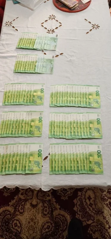 (Фото) Уапсени седум лица, сузбиена организирана криминална група инволвирана во недозволена трговија со дрога