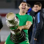 Интер веќе работи на привлекување на Емилијано Мартинез