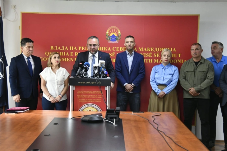 Тошковски: Ниту војската, ниту полицијата не треба да обезбедува водоводи, тоа е работа на институциите надлежни за овие системи