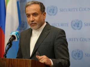 Иранскиот министер за надворешни работи ѝ се заблагодари на Кина за „принципиелната“ поддршка