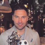 (Фото) Прослава во домот на Душко Тошиќ: Радоста ја сподели со ќерките Ника и Атина