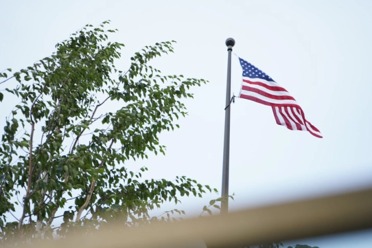 Затворени американските амбасади во Саудиска Арабија и во Кувајт