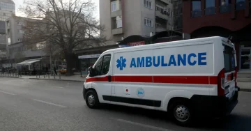 ЈА ПОЛИЛ СО БЕНЗИН И ЈА ЗАПАЛИЛ СОПРУГАТА: Маж во Бугарија осомничен за обид за убиство по семејна расправија
