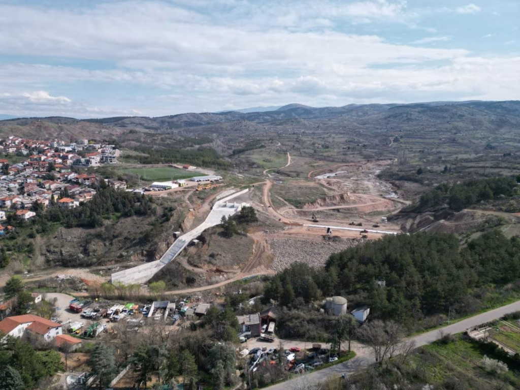 Николоски: Штип и источниот дел на Македонија добиваат прво туристичко вештачко езеро, ќе биде завршено во 2027