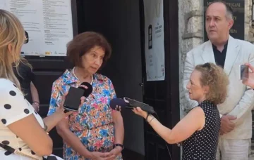 Сиљановска-Давкова го образложи помилувањето на Шефије Јакупи: 35 години била жртва на насилство, заслужува староста да ја помине на слобода