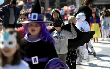 Први април – Ден на шегата: Скопје во знакот на хуморот, маските и карикатурата