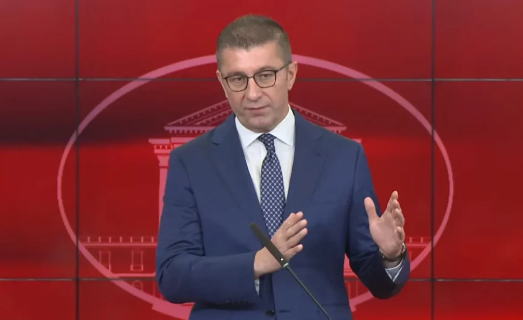 Исплатени над две милијарди денари субвенции за тутунарите, Мицкоски вели дека веќе може да си ги видат на сметките