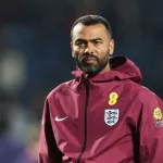 Ешли Кол доби работа во Италија