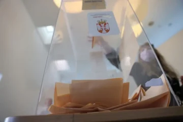 Локални избори во 10 општини и градови во Србија