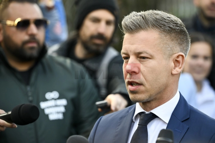 Маѓар: Унгарија никогаш повеќе не смее да припаѓа само на една партија