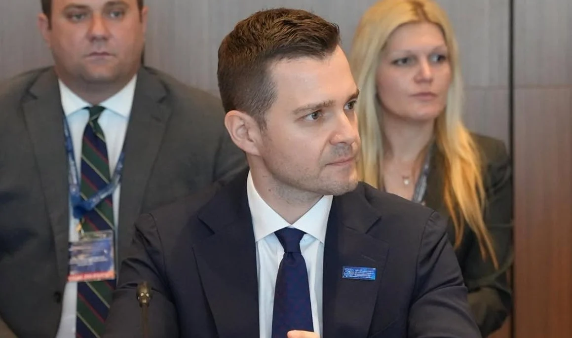 (Видео) Муцунски од Софија: Силните идентитети не се градат преку напади врз туѓите